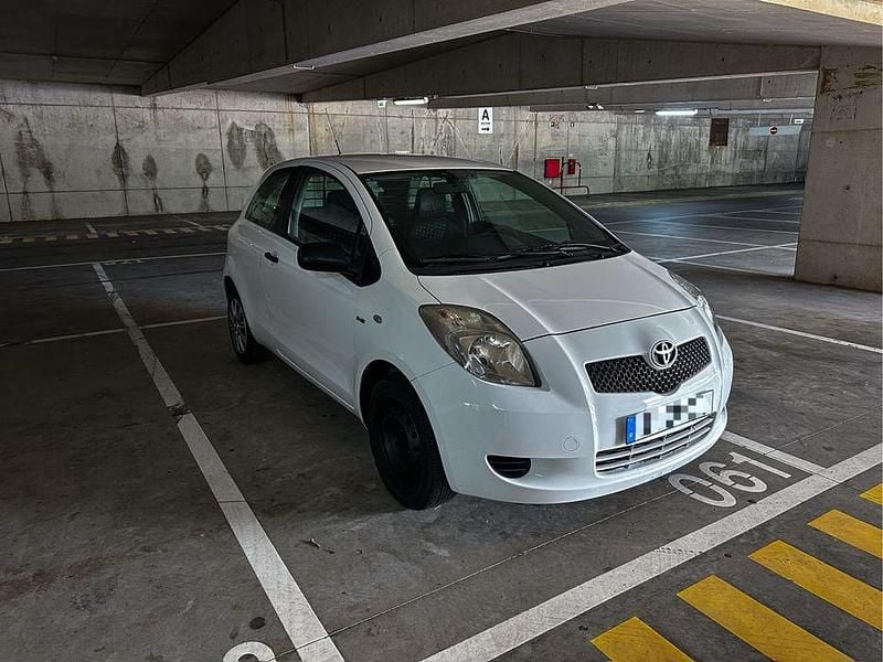 Usado 2007 Toyota Yaris | € 2.950 (Bom preço) - Imagem 1/4