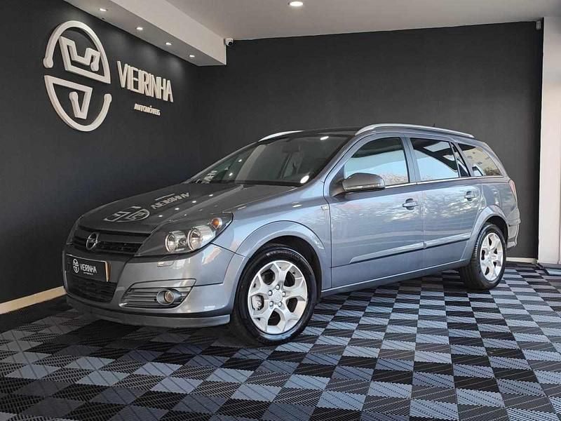 Cinzento Usado 2006 Opel Astra Carrinha | € 5.950 (Caro) - Imagem 1/4
