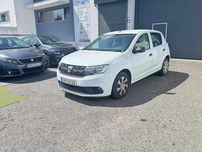 Branco Usado 2020 Dacia Sandero Citadino | € 11.990 (Bom preço) - Imagem 1/4