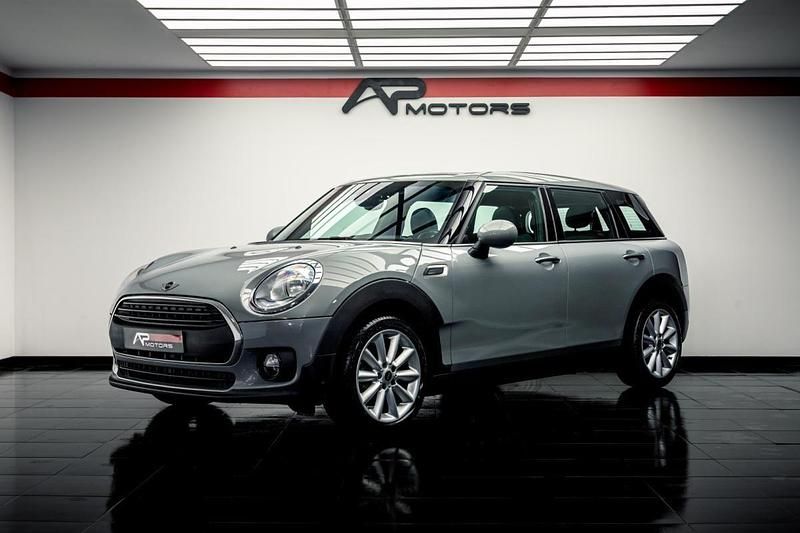 Usado Mini Clubman 116 HP (85 kW) 2016 Cinzento Carrinha