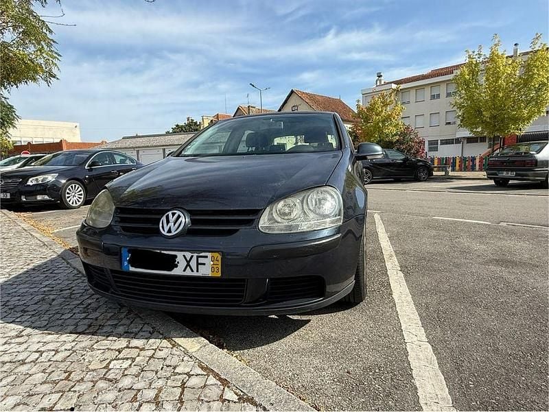 Usado 2004 VW Golf V Sedan | € 4.600 (Preço justo) - Imagem 1/4