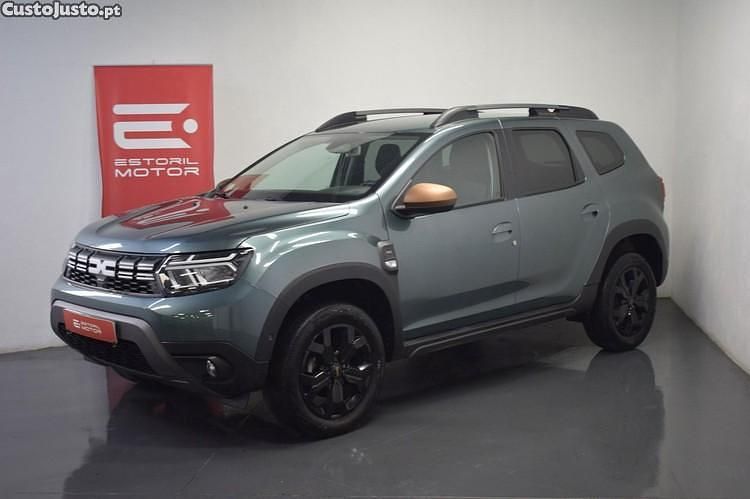 Verde Usado 2023 Dacia Duster Extreme SUV | € 18.250 (Preço justo) - Imagem 1/1