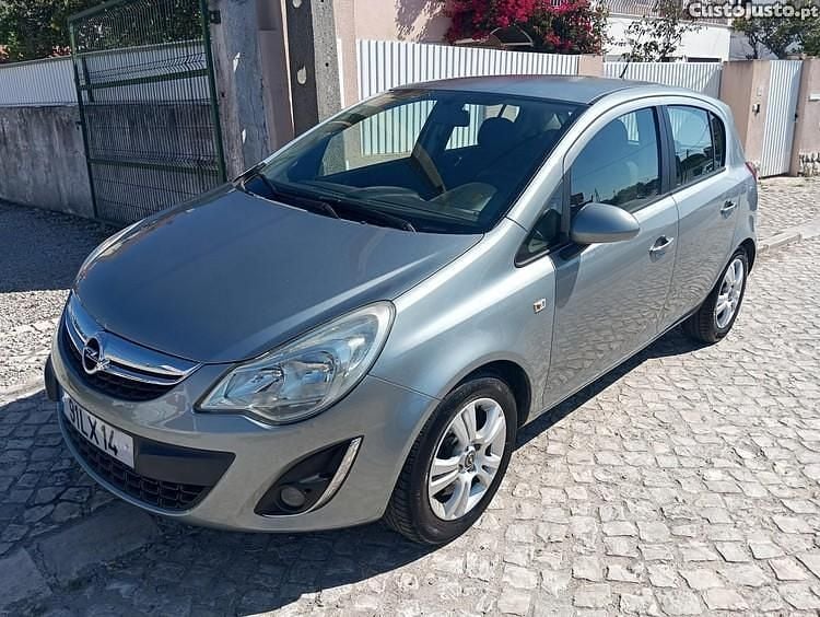Cinza Usado 2011 Opel Corsa Citadino | € 7.900 (Preço justo) - Imagem 1/1