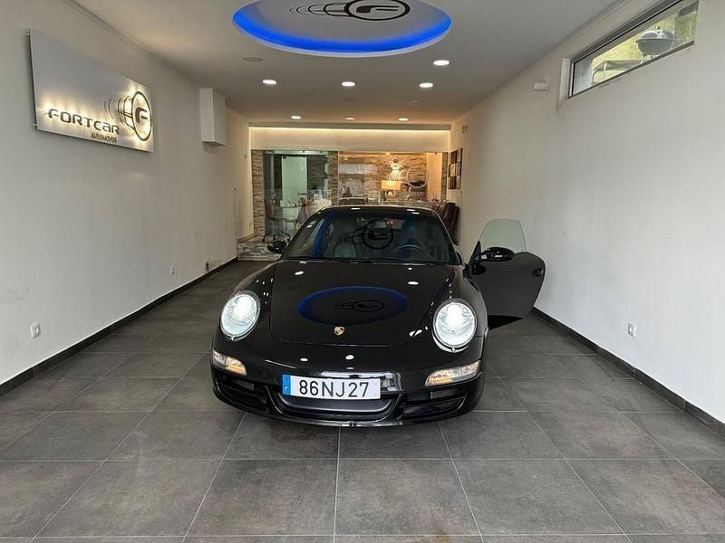 Preto Usado 2008 Porsche 911 | € 75.000 - Imagem 1/4