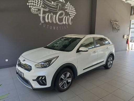 Branco Usado 2020 Kia Niro Urban SUV | € 19.990 (Preço justo) - Imagem 1/4