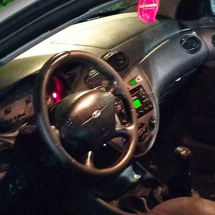 Usado Ford Focus 90 HP (66 kW) 2002