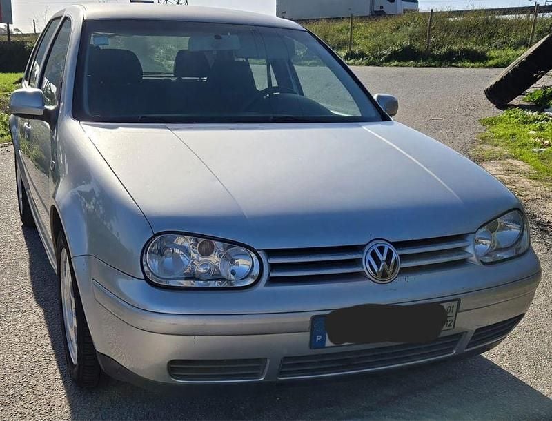 Usado 2001 VW Golf IV Sedan | € 1.500 (Bom preço) - Imagem 1/4