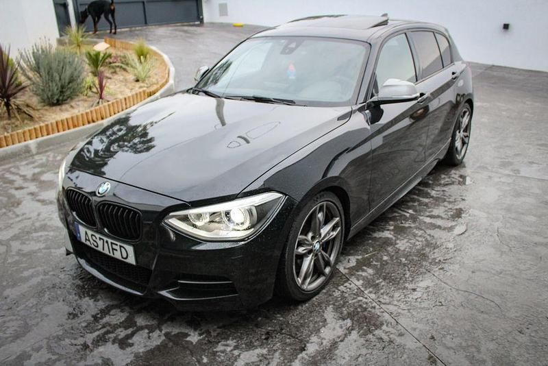 Usado 2013 BMW M135 Citadino | € 23.800 - Imagem 1/4