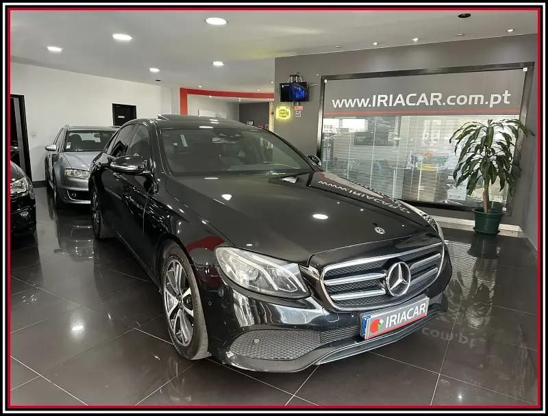 Preto Usado 2017 Mercedes E220 AMG line Sedan | € 20.300 - Imagem 1/4