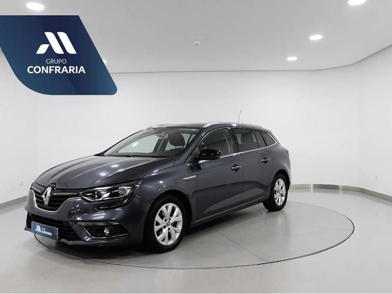 Usado Renault Mégane IV 115 HP (84 kW) 2021 Cinzento Carrinha