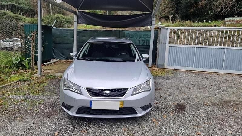 Cinzento Usado 2016 Seat Leon Ecomotive Carrinha | € 10.795 (Super Preço) - Imagem 1/4