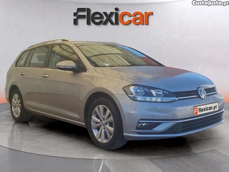 Usado VW Golf VII 115 HP (84 kW) 2018 Cinza Carrinha