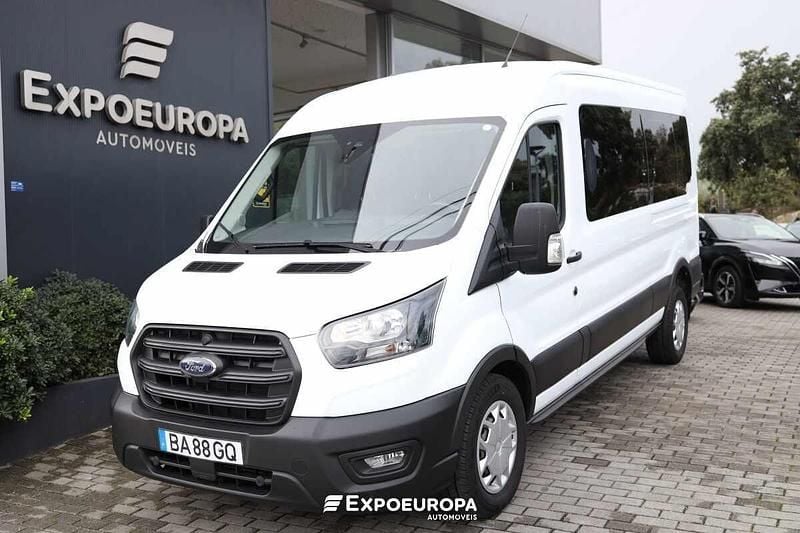 Usado Ford Transit 130 HP (95 kW) 2023 Branco Sedan