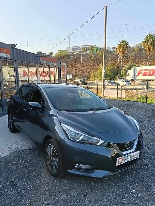 Cinzento Usado 2018 Nissan Micra Tekna Citadino | € 11.299 (Preço justo) - Imagem 1/4