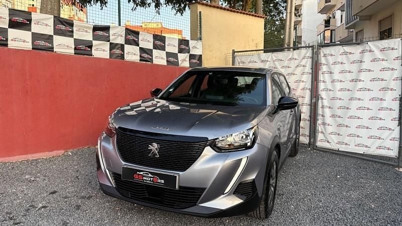 Cinza Usado 2023 Peugeot 2008 Style SUV | € 16.900 (Bom preço) - Imagem 1/4