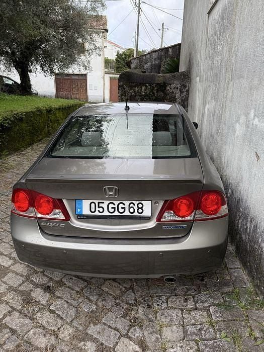 Usado 2008 Honda Civic Sedan | € 6.200 (Preço justo) - Imagem 1/4