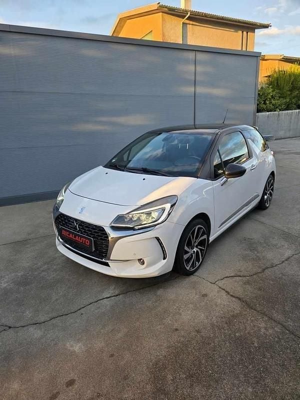 Usado Citroën DS3 120 HP (88 kW) 2016 Branco Citadino