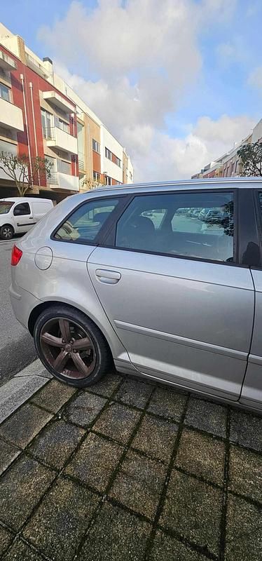 Usado Audi A3 170 HP (125 kW) 2008 Cinzento Citadino
