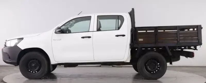 Usado Toyota HiLux 150 HP (110 kW) 2020 Branco Pickup
