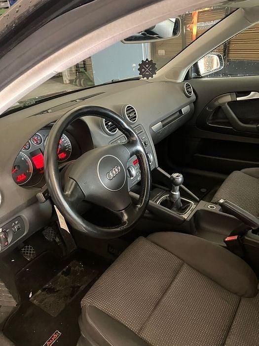 Usado Audi A3 115 HP (84 kW) 2004 Citadino
