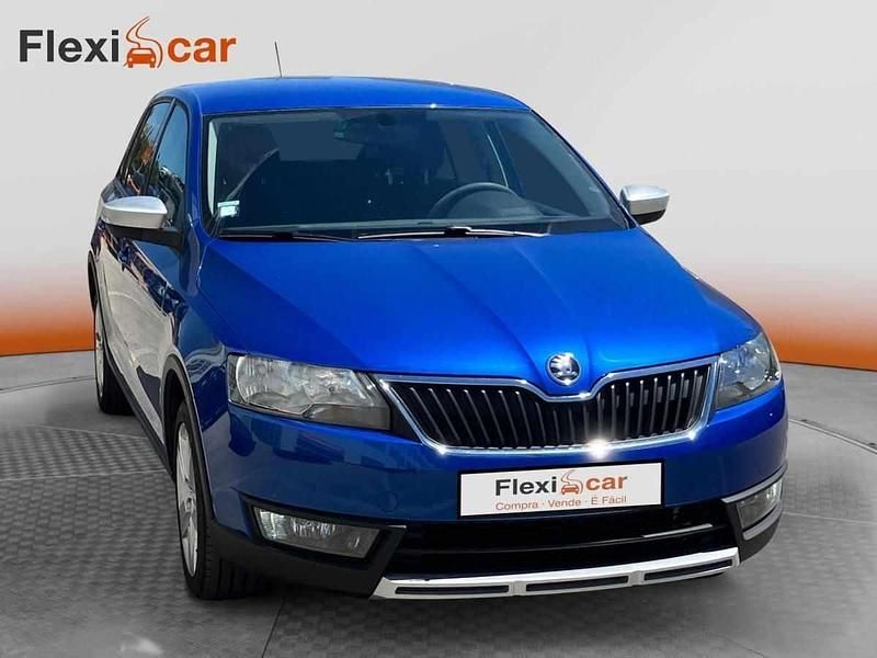 Azul Usado 2016 Skoda Rapid | € 12.990 - Imagem 1/4
