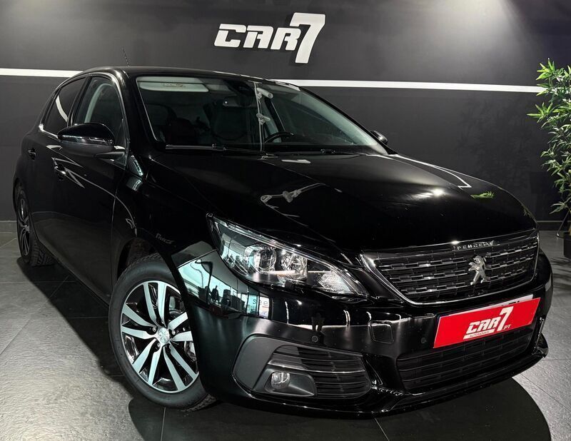 Preto Usado 2020 Peugeot 308 Allure | € 12.990 (Bom preço) - Imagem 1/4