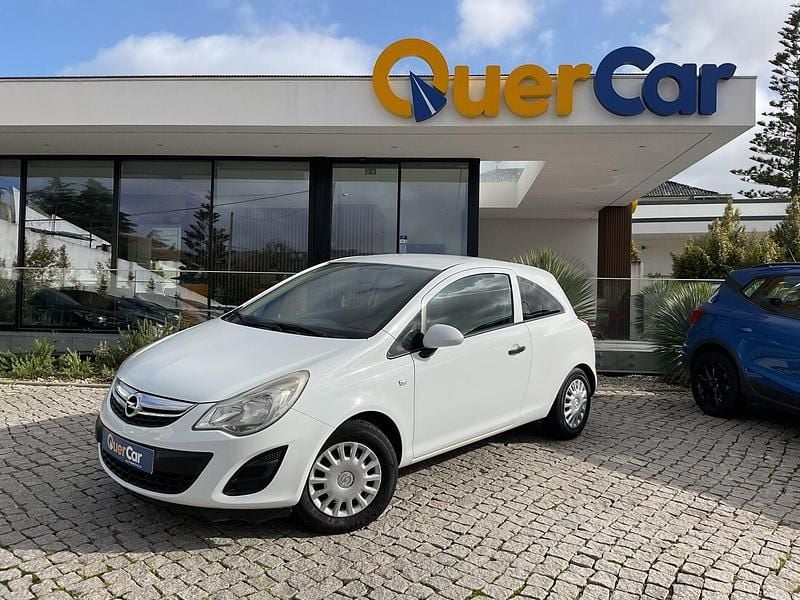 Usado Opel Corsa 75 HP (55 kW) 2013 Branco Citadino