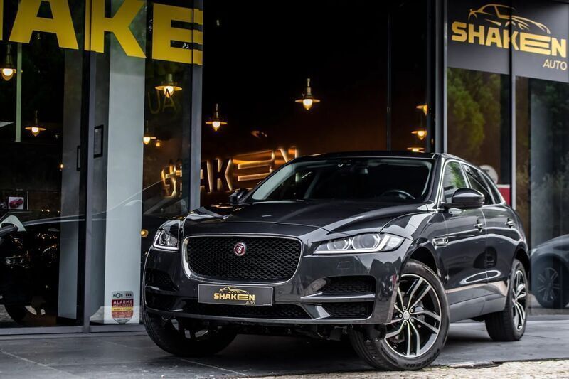 Cinzento Usado 2018 Jaguar F-Pace Prestige SUV | € 29.990 (Preço justo) - Imagem 1/4