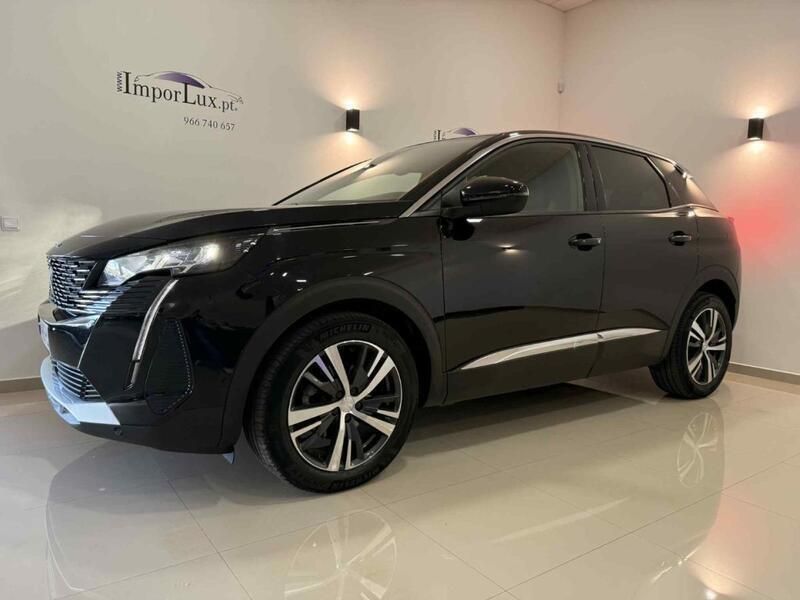 Preto Usado 2023 Peugeot 3008 | € 28.500 (Preço justo) - Imagem 1/4