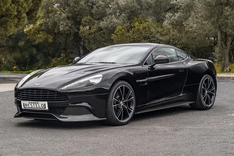 Usado Aston Martin DBS 573 HP (421 kW) 2012 Preto Coupé