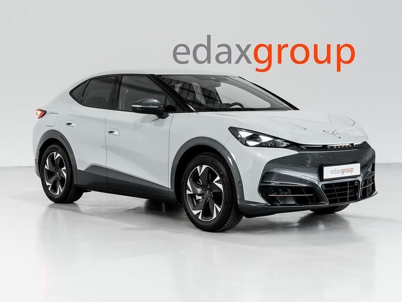 Cinzento Novo 2025 Cupra Tavascan SUV | € 43.490 (Preço justo) - Imagem 1/4