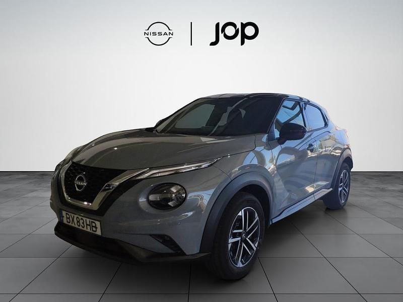 Cinzento Usado 2025 Nissan Juke N-Connecta SUV | € 26.500 (Preço elevado) - Imagem 1/4