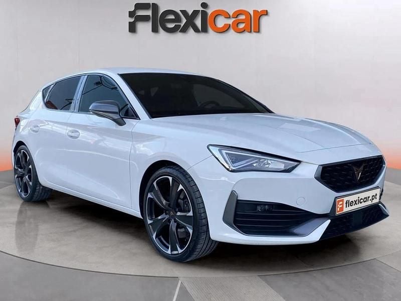 Usado Cupra Leon 245 HP (180 kW) 2022 Branco