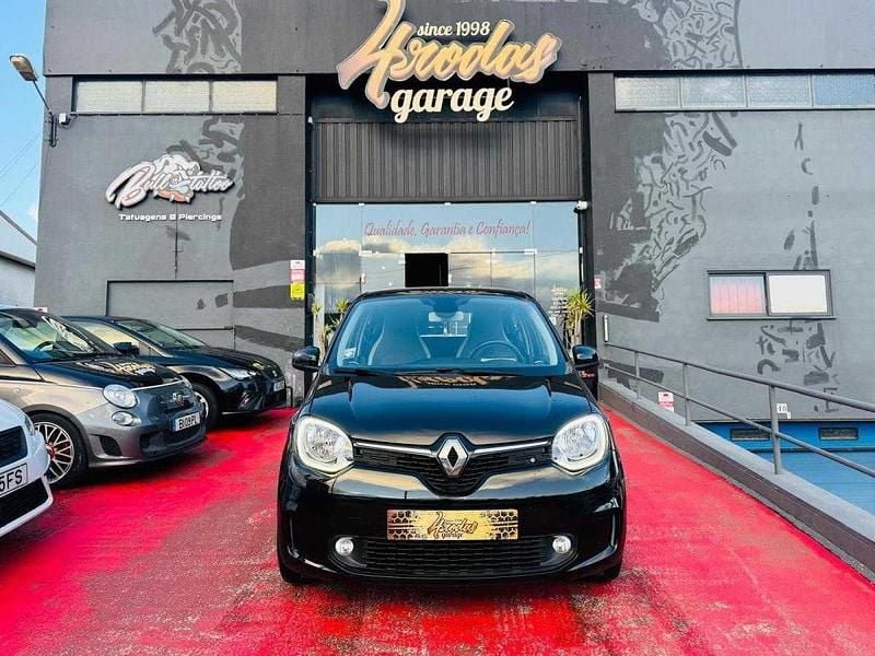 Preto Usado 2021 Renault Twingo Intens Citadino | € 10.900 (Bom preço) - Imagem 1/4
