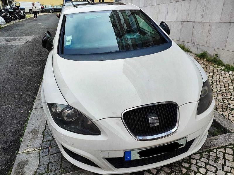 Usado 2011 Seat Leon Sport Sedan | € 5.000 (Preço justo) - Imagem 1/4