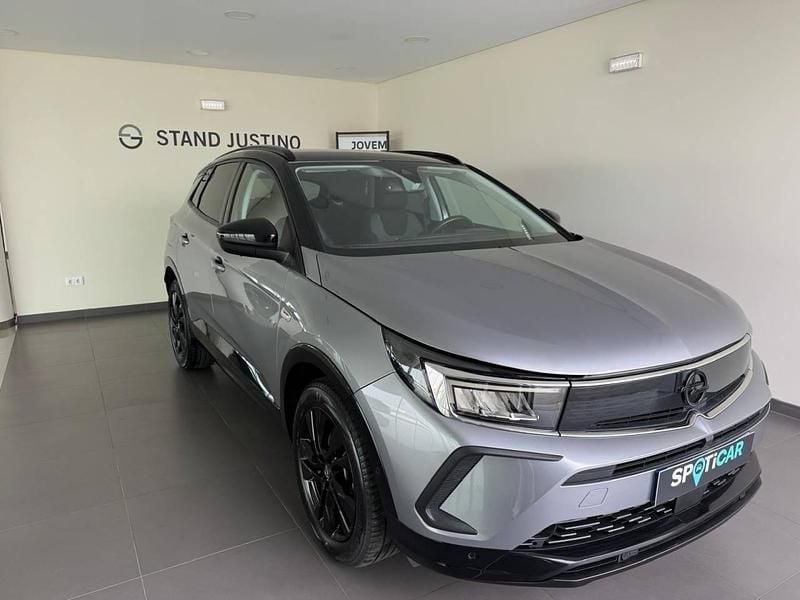 Cinzento Usado 2022 Opel Grandland X GS Line SUV | € 24.490 (Preço justo) - Imagem 1/4
