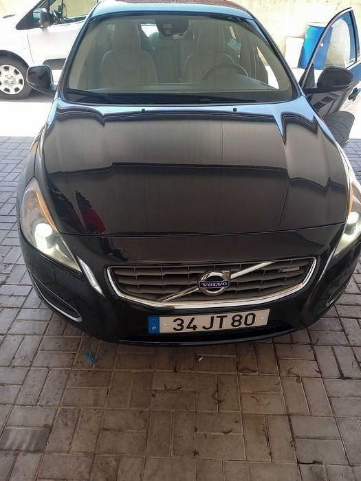 Usado 2010 Volvo S60 Sedan | € 11.250 - Imagem 1/4