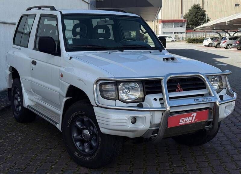 Branco Usado 1998 Mitsubishi Pajero SUV | € 17.990 - Imagem 1/4