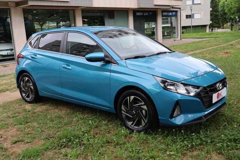 Cinzento Usado 2022 Hyundai i20 | € 15.500 (Preço justo) - Imagem 1/4