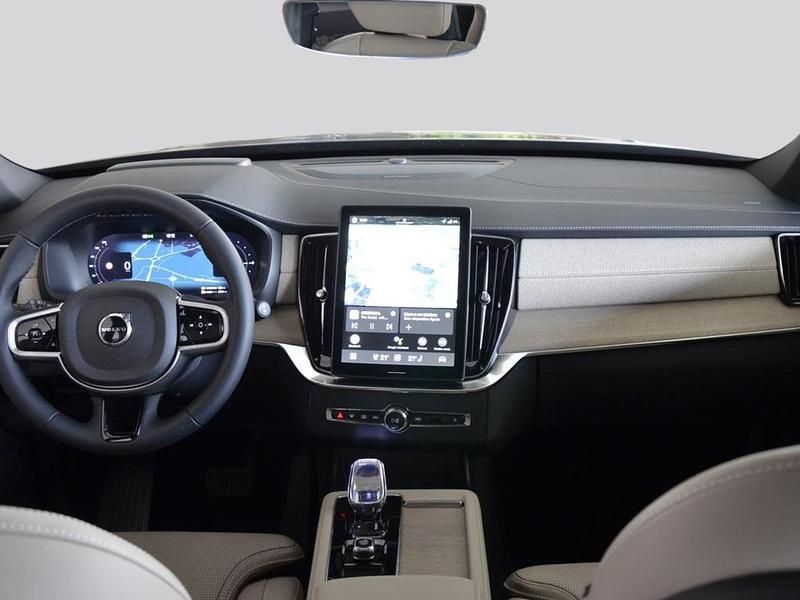 Usado Volvo XC90 Plus 455 HP (334 kW) 2025 Cinza SUV