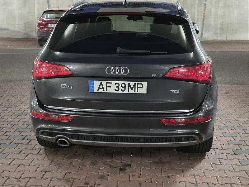 Usado 2016 Audi Q5 S-Line SUV | € 24.000 - Imagem 1/4
