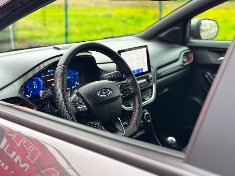 Usado Ford Puma ST-Line 125 HP (91 kW) 2022 Cinza SUV