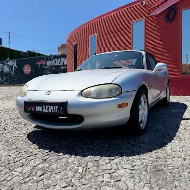 Usado Mazda MX5 110 HP (80 kW) 2000 Cinza Cabrios