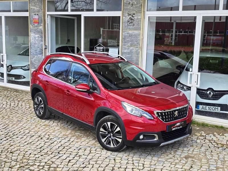 Usado Peugeot 2008 Allure 110 HP (80 kW) 2018 Vermelho SUV