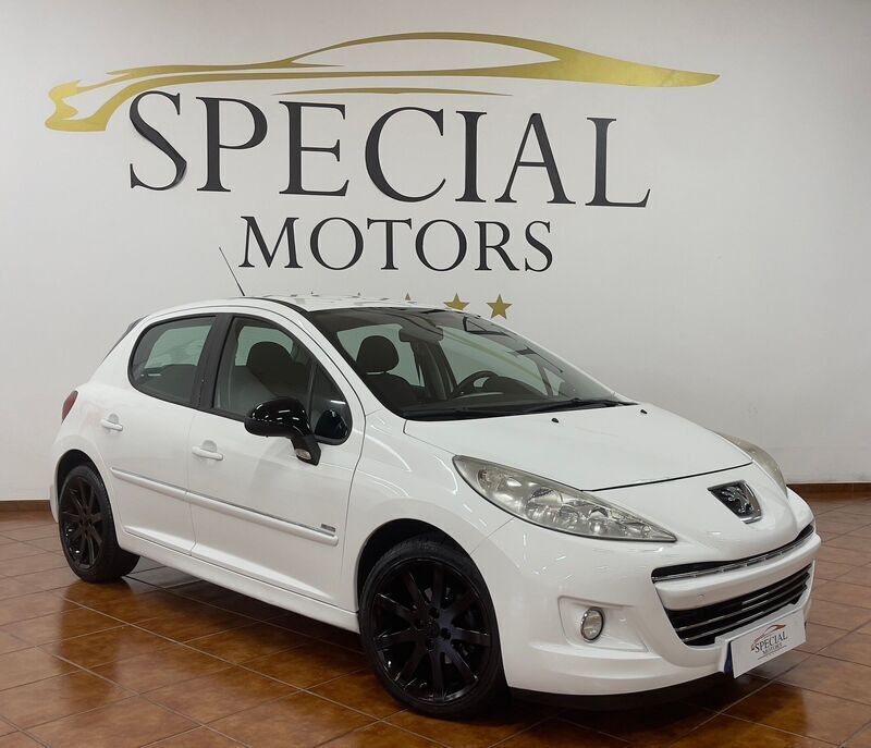 Branco Usado 2010 Peugeot 207 Sport | € 7.500 (Preço elevado) - Imagem 1/4