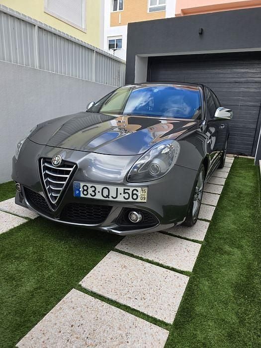 Usado 2015 Alfa Romeo Giulietta Sedan | € 9.550 (Preço justo) - Imagem 1/4