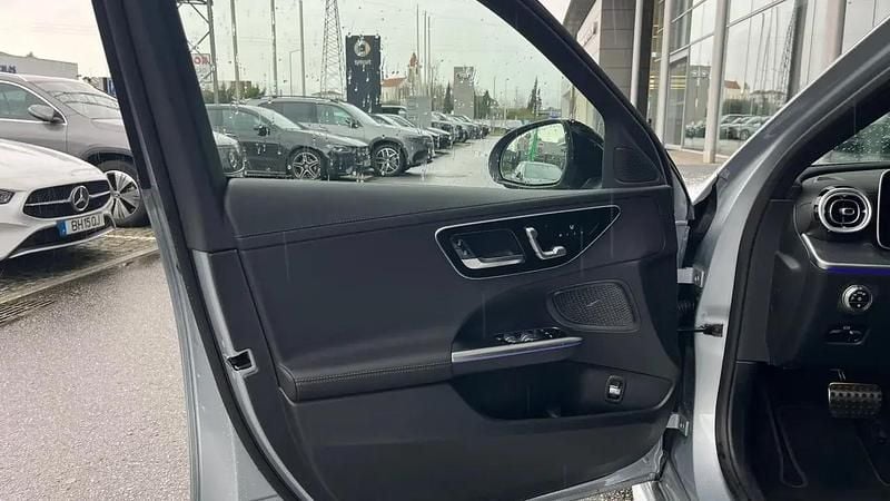 Usado Mercedes E300 Advanced Plus 313 HP (230 kW) 2025 Cinzento hightech Carrinha