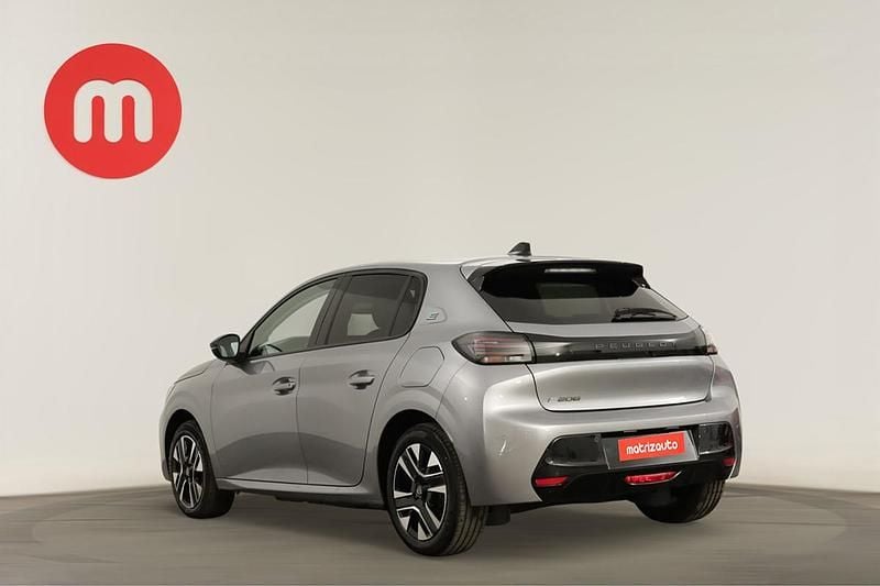 Usado Peugeot e-208 Allure 114 kW (156 HP) 2025 Citadino