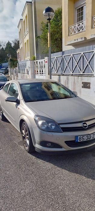 Usado 2005 Opel Astra GTC | € 4.500 (Preço justo) - Imagem 1/4