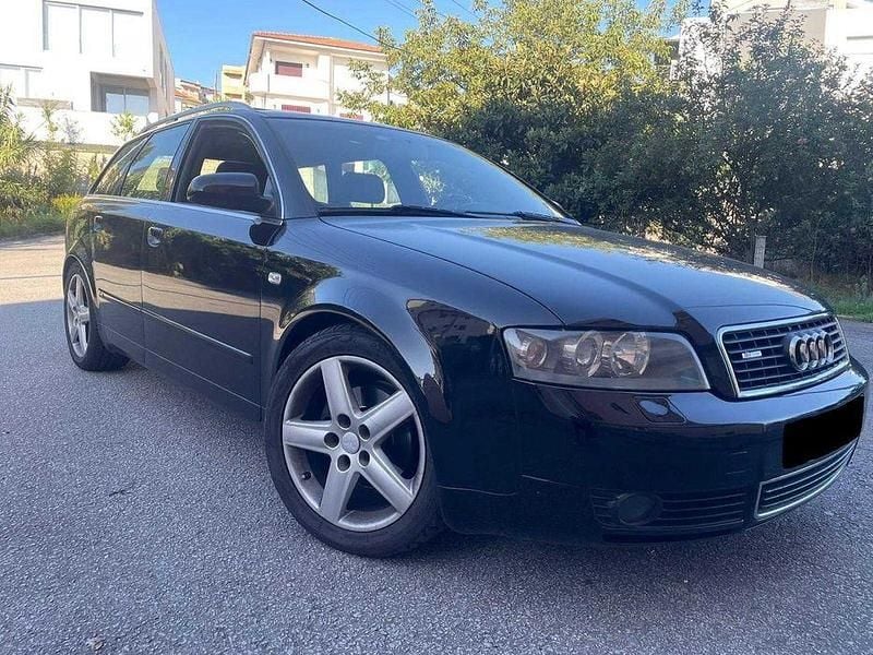 Usado 2002 Audi A4 Sport Sedan | € 5.800 (Caro) - Imagem 1/4